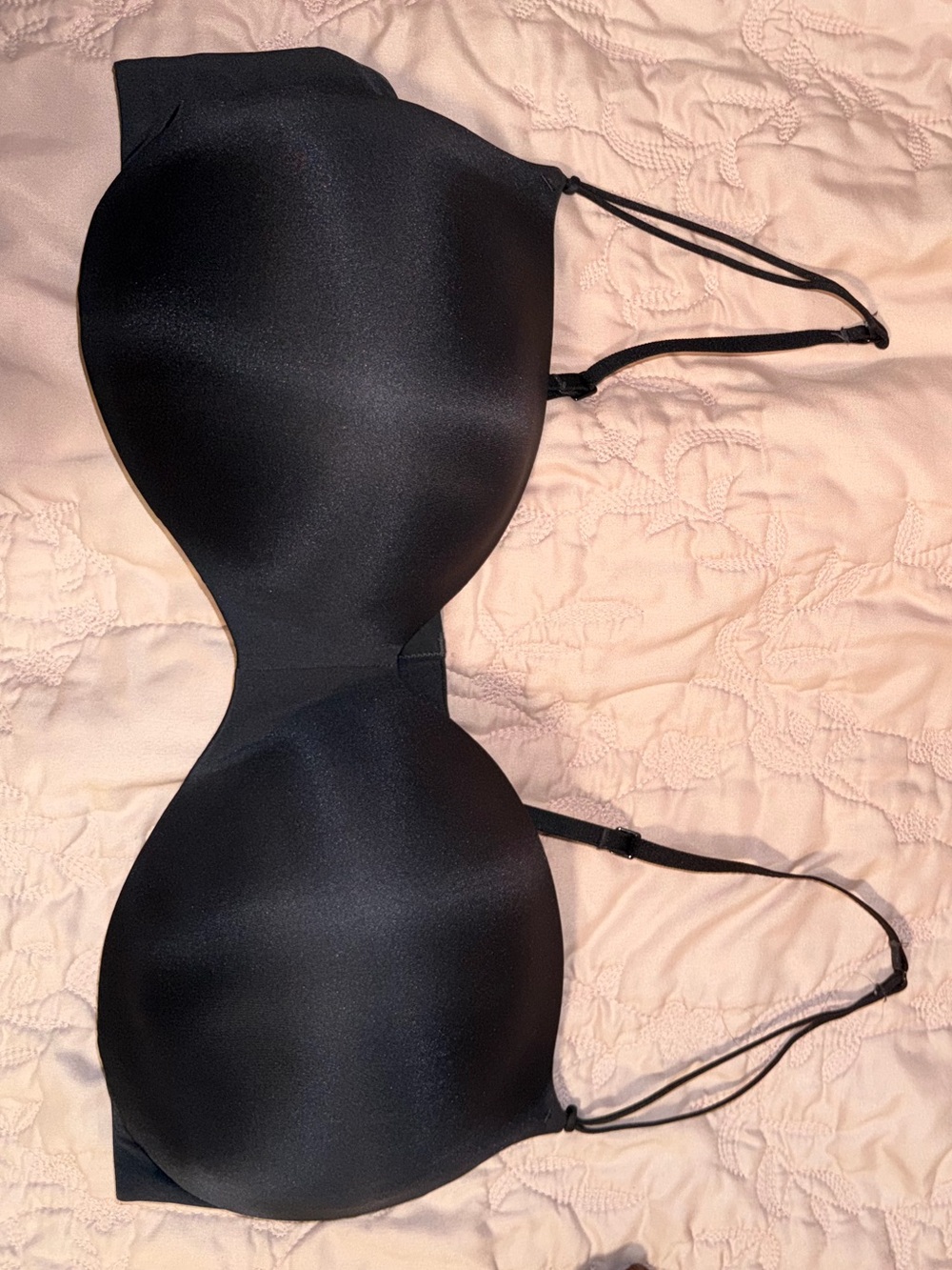 SKIMS WIRELESS FORM BRA